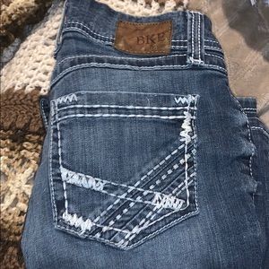 👖 Buckle Jeans 👖